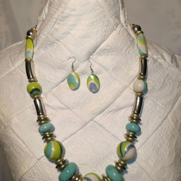 CERAMIC GLASED BEADS & Possibly Bakelite - Picture 5 of 13